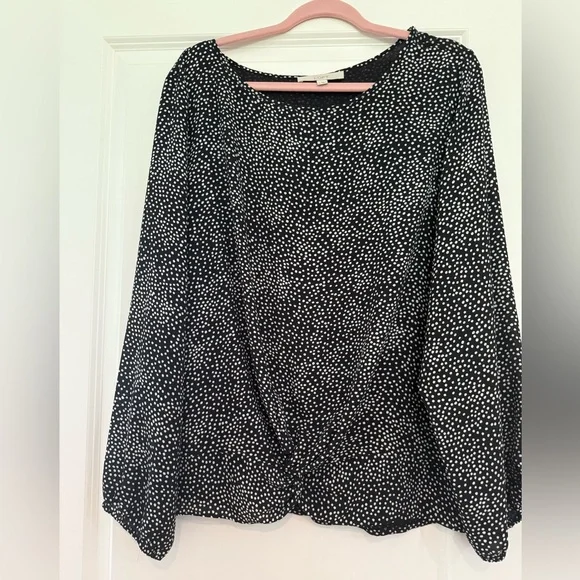 LOFT Black and White Dotted Top - Picture 1 of 5